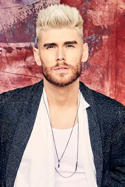 Colton Dixon